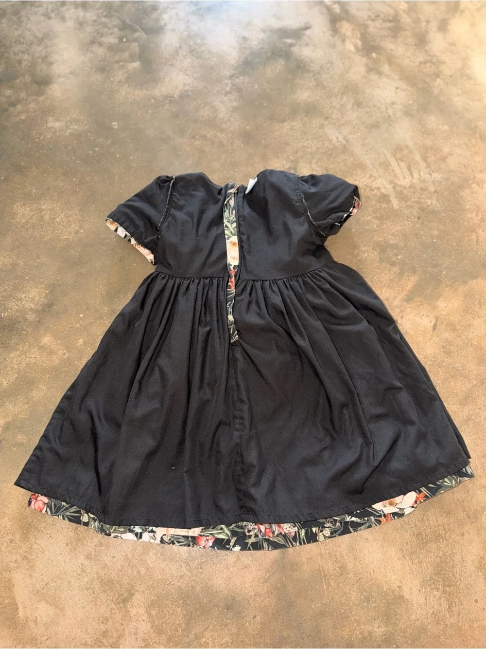 Edgehill Collection Girls Size 5 Black Floral Cotton Cottagecore Dress